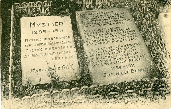 La tombe de Mystico au cimetière des chiens d\'Asnières.