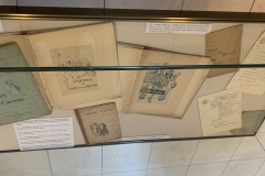 31a_Vitrine-Rondes-Valet-Carreau